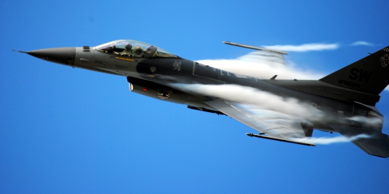 F-16 at Scott AFB Air Show